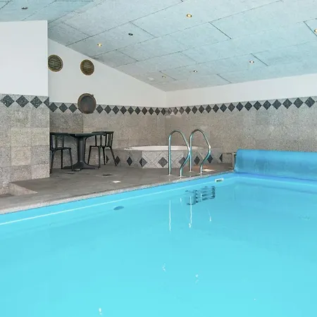 Five-bedroom Holiday In Romo 3