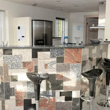 Five-bedroom Holiday In Romo 3